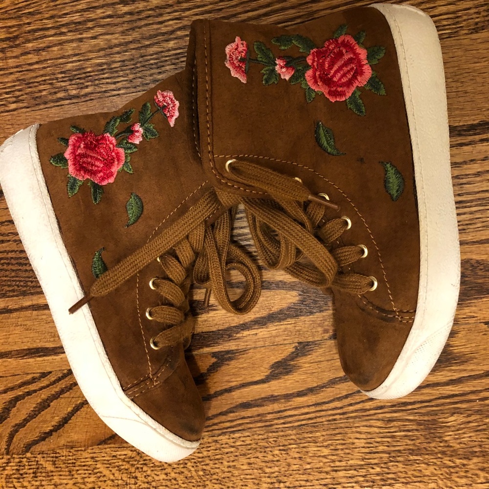 Used little girl sneakers